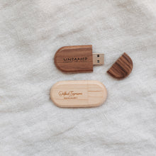 Load image into Gallery viewer, Wood USB - Oval - Engraved