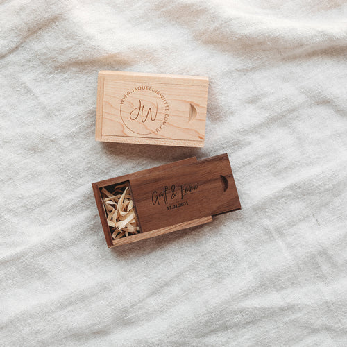 Wood USB Gift Box - Rectangle - Engraved